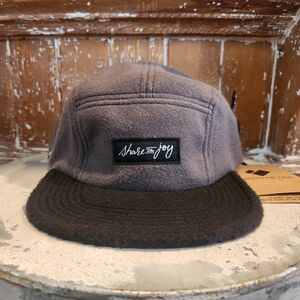 Obermeyer Charcoal and Black Hat